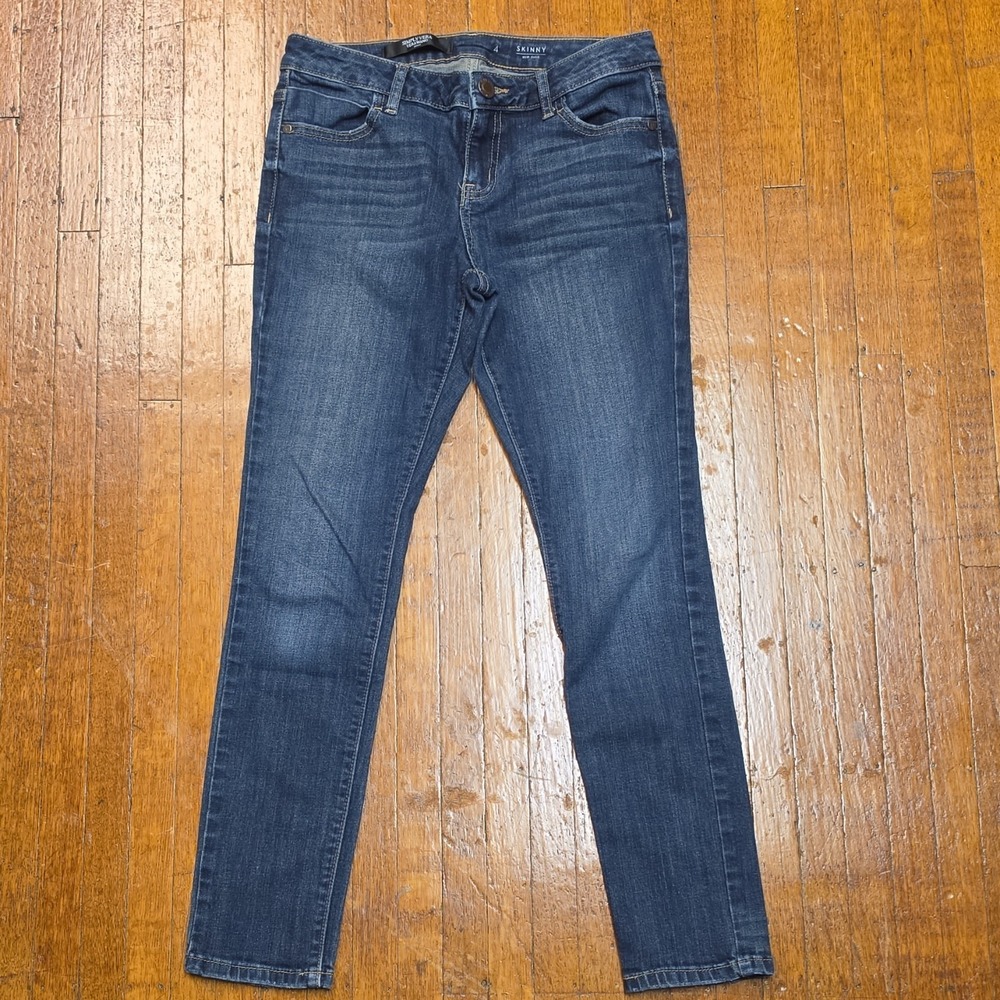 Simply Vera Vera Wang Skinny Mid Rise Blue Denim Jeans 5-Pocket Design